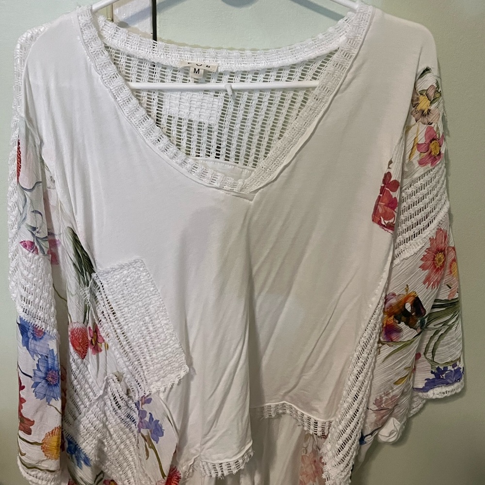Floral White Women's Top